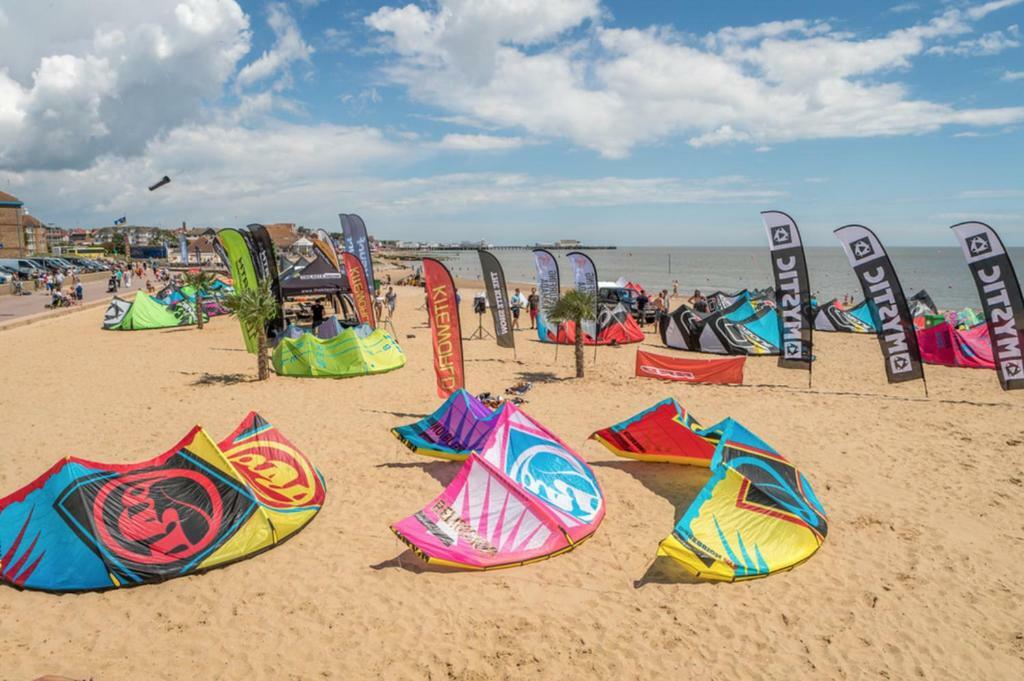 Wayside Cottage Saint Osyth Екстер'єр фото
